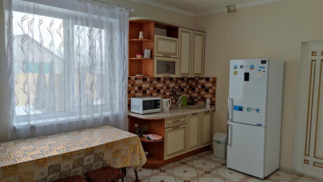 Дом С Бассейном И Сауной Villa บอริสปิล ภายนอก รูปภาพ