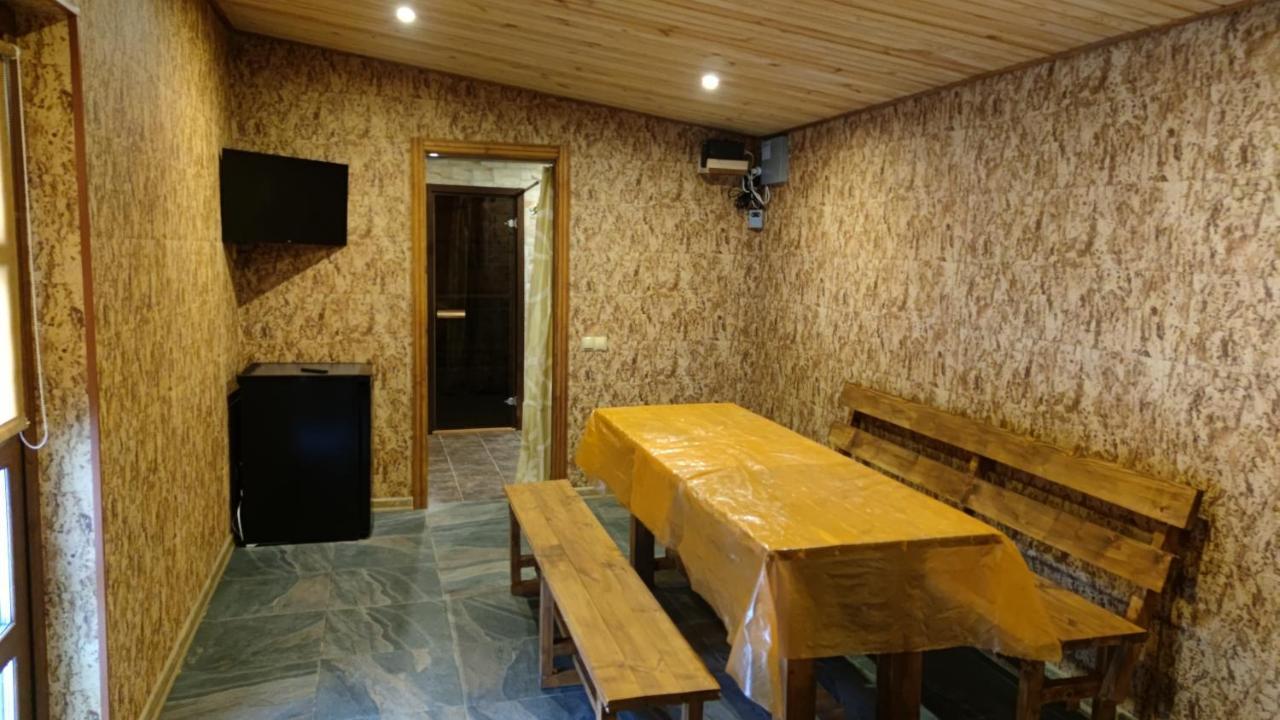 Дом С Бассейном И Сауной Villa บอริสปิล ภายนอก รูปภาพ